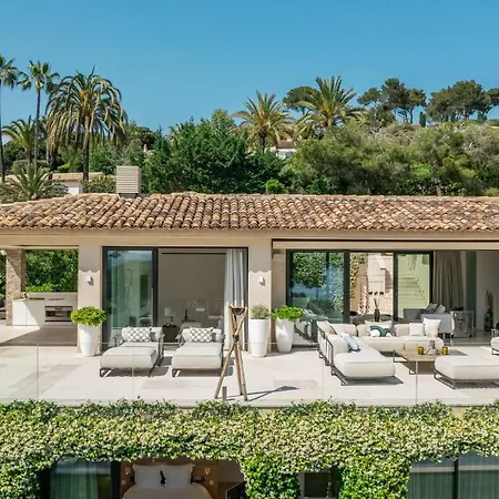 St Tropez So Extravagantly Luxurious And Special - It Has To Be A Secret Villa *