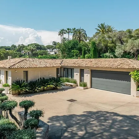 St Tropez So Extravagantly Luxurious And Special - It Has To Be A Secret Villa